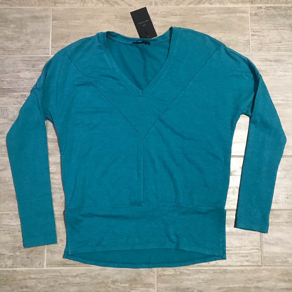 The T Refinery V-neck Athletic Sweater Malachite
